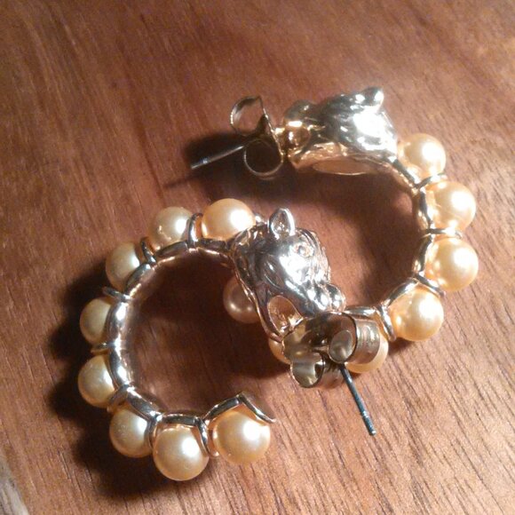 Golden Shell Pearl and Leopard Lock Goldtone Half Hoop Earrings - Picture 15 of 16